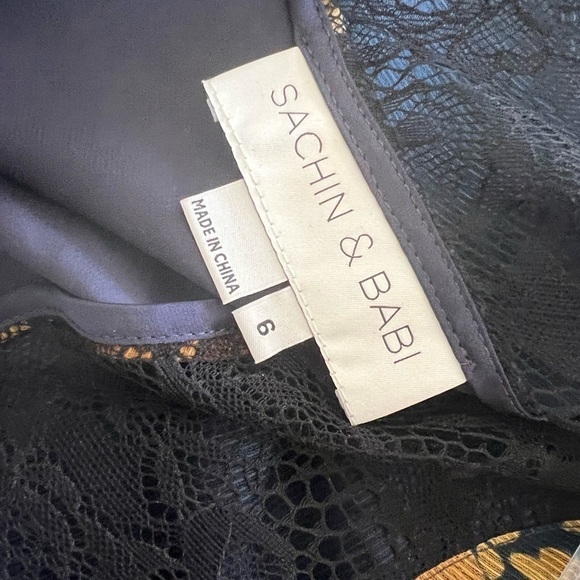 Sachin & Babi Velir Mock-Neck Floral-Print Georgette Dress w/ Lace - Picture 14 of 14